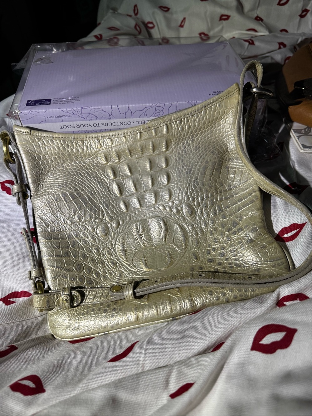 Brahmin Jodie Metallic Crossbody Bag in Champagne Gold. Rare 2-eyed bag. EUC - Picture 6 of 9
